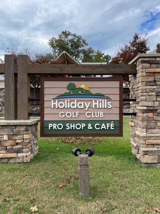 Penthouse Suite At Holiday Hills Book Today Branson Exterior foto