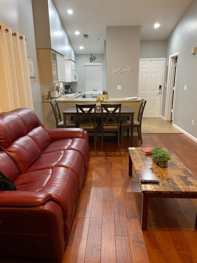 Penthouse Suite At Holiday Hills Book Today Branson Exterior foto